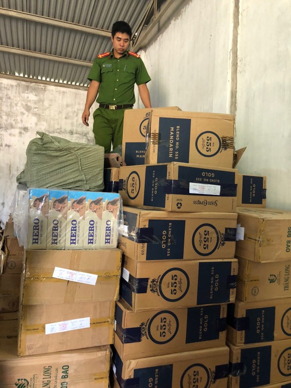Bắt giữ 55.000 bao thuốc lá lậu tại Quảng Ninh