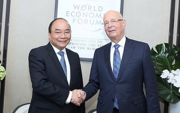 Thủ tướng Nguyễn Xuân Phúc tiếp Chủ tịch Điều hành WEF