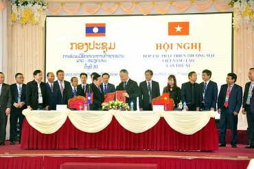 Hội nghị hợp tác phát triển thương mại biên giới Việt Nam - Lào lần thứ XI
