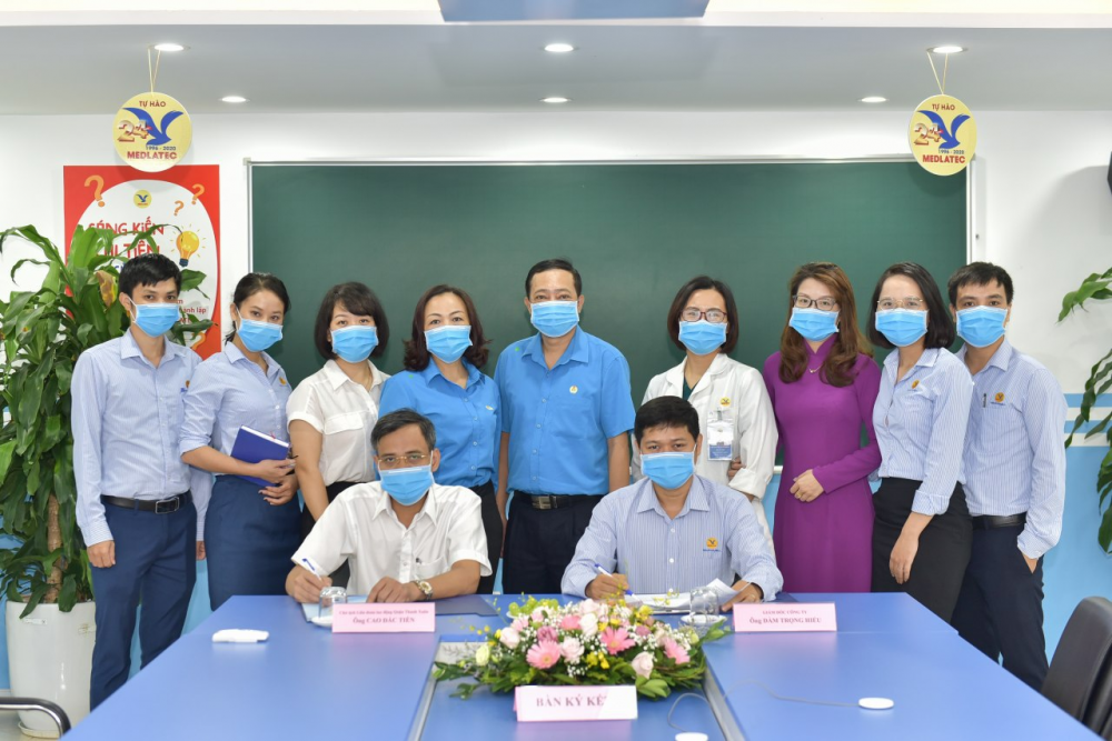Liên đoàn Lao động quận Thanh Xuân ký kết hợp tác với phòng khám Medlatec