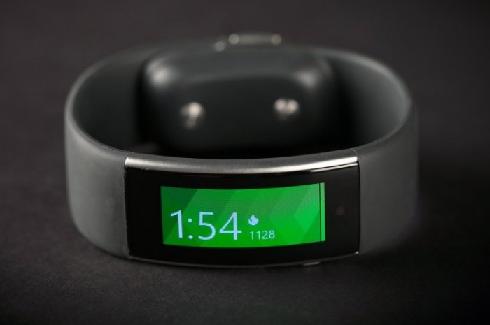 Microsoft dụ dỗ người dùng Apple Watch đổi đồng hồ