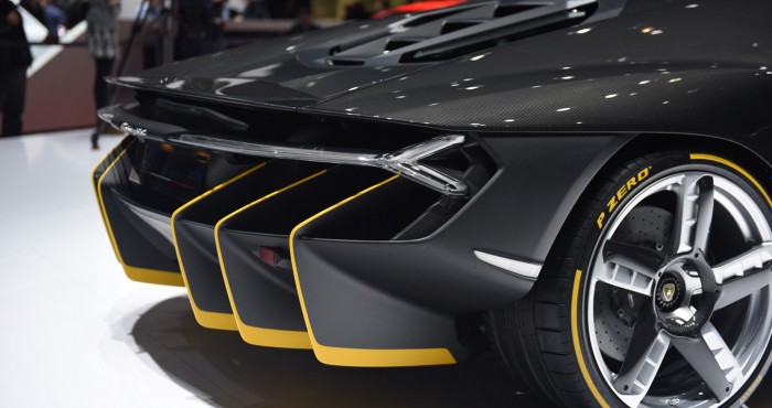Lamborghini trình làng siêu bò Centenario giá 1,9 triệu USD