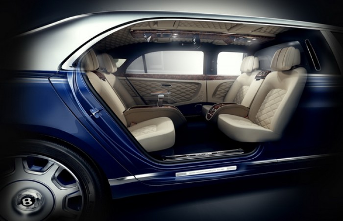 Bentley Mulsanne Grand Limousine ra mắt