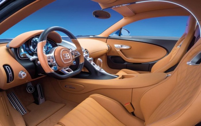 Mục sở thị siêu xe siêu sang Bugatti Chiron giá 2,6 triệu USD
