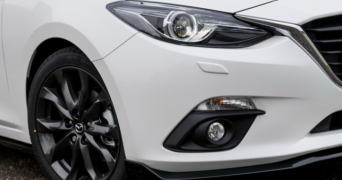 Mazda3 ra bản đặc biệt, giá 28.000 USD