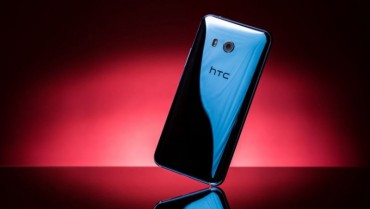 HTC U11 chính thức ra mắt: Công nghệ bóp viền