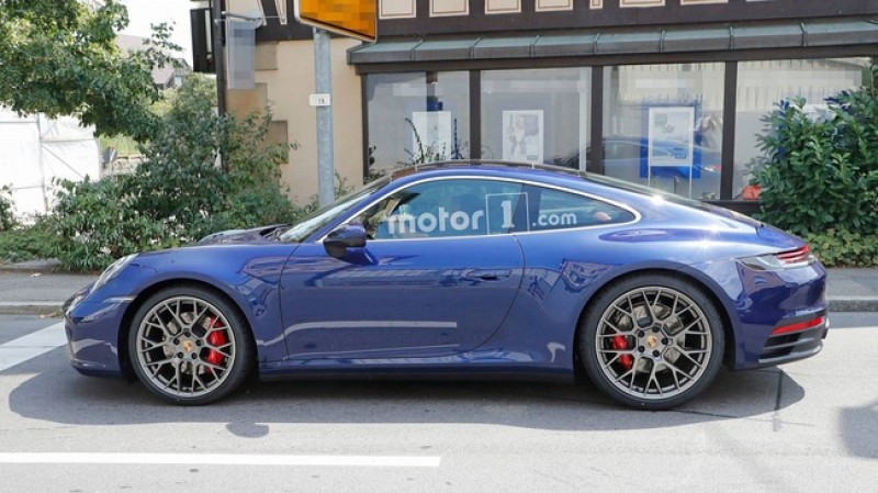 Lộ diện thông tin Porsche  911 sẽ ra mắt trong năm sau