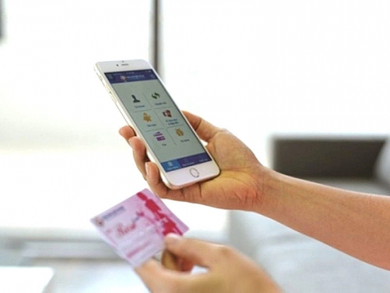 Vay tiền qua app: Loại bỏ hình thức “tín dụng đen” trên không gian mạng