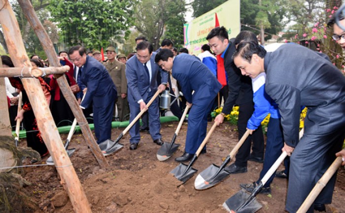 Lãnh đạo Thành phố dự Lễ phát động Tết trồng cây