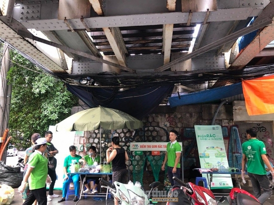 Hà Nội: Tiếp tục thu hơn 2.600 kg rác tái chế trong ngày thứ 7 "GREEN DAY"