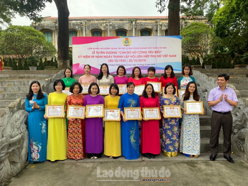 Nhiều hoạt động kỷ niệm 89 năm ngày phụ nữ Việt Nam