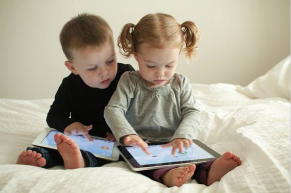 4 cách tách game, giảm smartphone cho trẻ