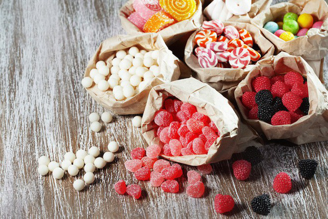 Ngày Tết, những đối tượng nào nên hạn chế đồ ngọt để không gây bệnh tật?