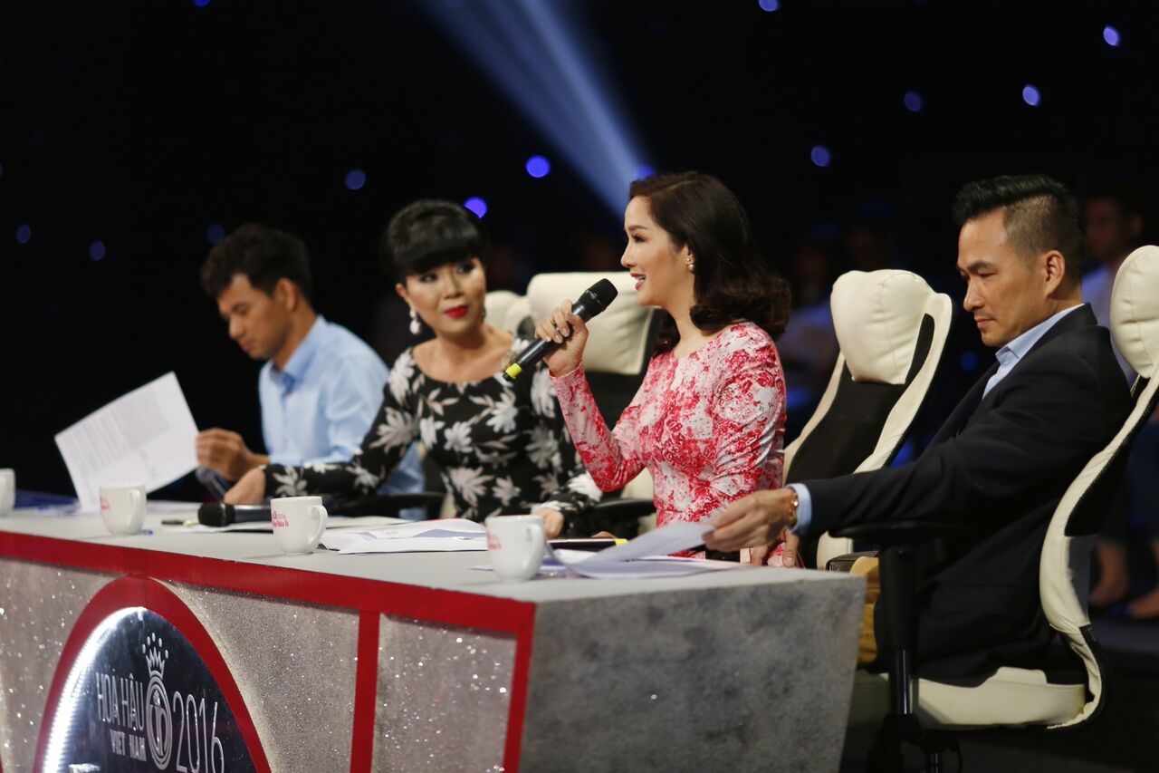 Hoa hậu Việt Nam 2016: Trấn Thành rời "ghế nóng" Người đẹp nhân ái