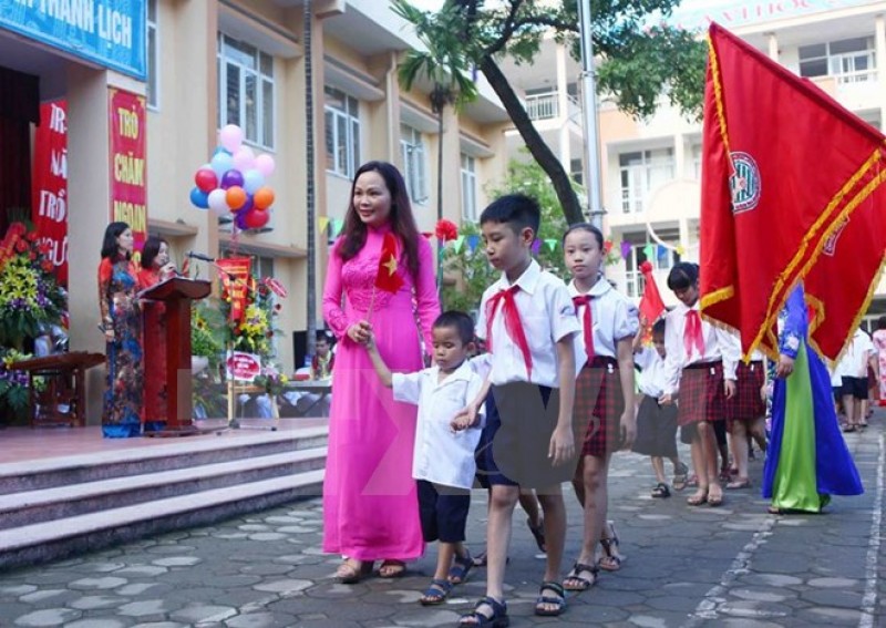 Học sinh các tỉnh miền Bắc có thể khai giảng năm học mới trong mưa