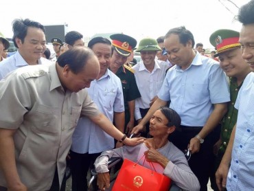 Thủ tướng​ Nguyễn Xuân Phúc chỉ đạo khắc phục hậu quả cơn bão số 10 tại Hà Tĩnh