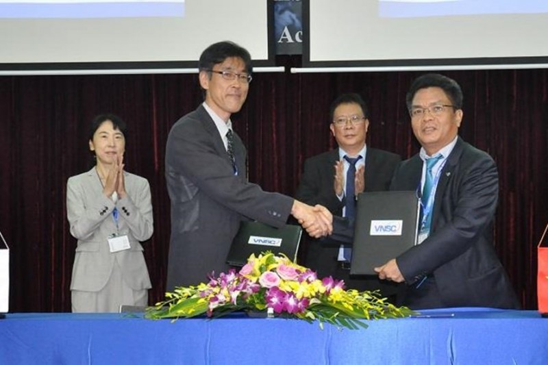 Việt Nam "bắt tay" Nhật Bản thỏa thuận trao đổi dữ liệu vệ tinh