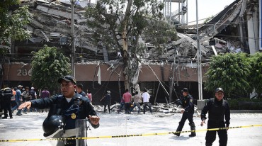 Động đất rung chuyển Mexico, hơn 119 người chết