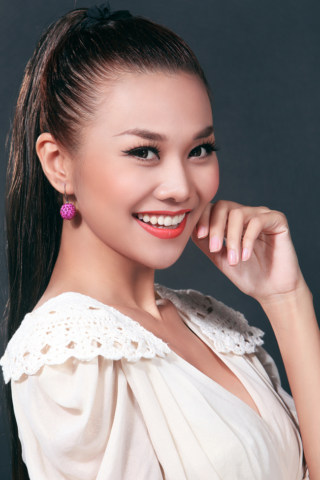 Hoa hậu Phụ nữ Việt Nam qua ảnh Thanh Hằng