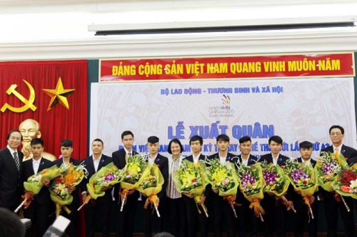 Lễ xuất quân của Đoàn Việt Nam tham dự Kỳ thi tay nghề thế giới