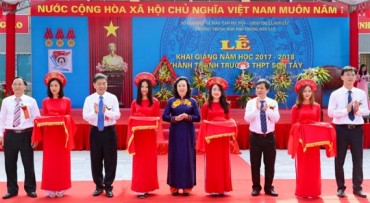 Lãnh đạo Thành ủy, UBND TP Hà Nội dự lễ khai giảng năm học mới 2017-2018