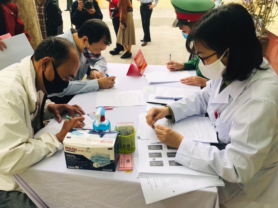 Tiêm thử nghiệm vắc xin Covid-19 ''Made in Vietnam'' giai đoạn 2