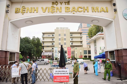 Bộ Y tế yêu cầu Bệnh viện Bạch Mai không điều chỉnh tăng giá khám chữa bệnh