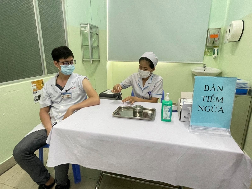 Việt Nam có thể xử lý đông máu sau tiêm vắc xin Covid-19 ở tuyến cơ sở