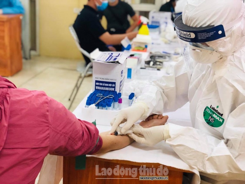 Nam thanh niên nghi mắc Covid-19 tại Hà Nội có kết quả âm tính