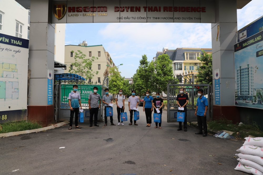 Tiếp tục trao 258 “Túi An sinh Công đoàn” đến người lao động huyện Thường Tín