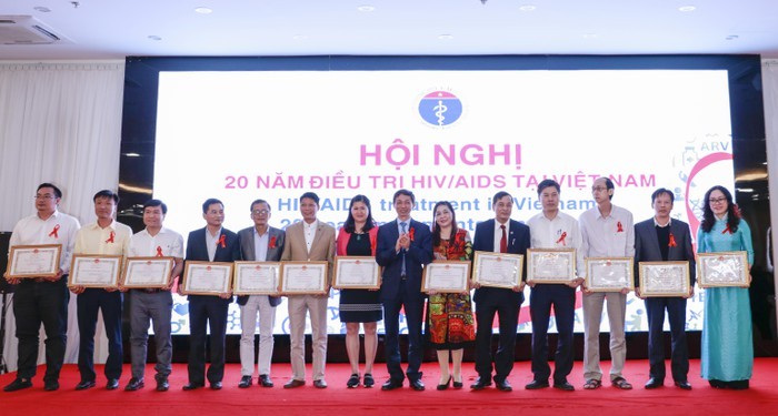 Việt Nam đạt được nhiều thành tựu sau 20 năm điều trị HIV/AIDS