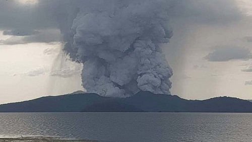 Khuyến cáo công dân hạn chế đến khu vực bị ảnh hưởng bởi núi lửa Taal tại Philippines