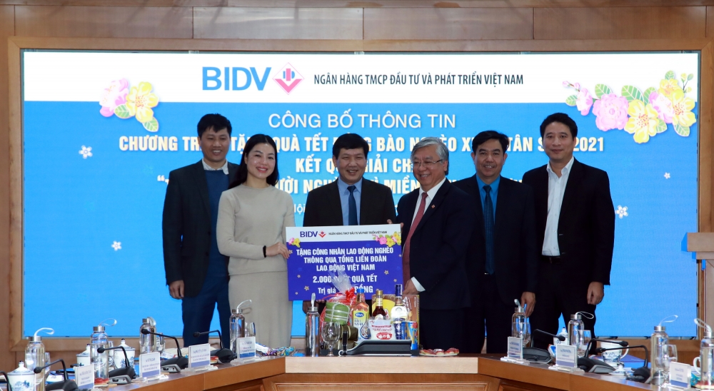 BIDV dành tặng 2.000 suất quà Tết cho công nhân lao động khó khăn