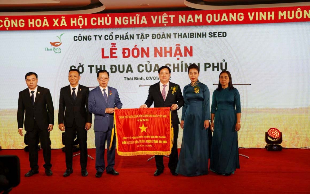 ThaiBinh Seed kỷ niệm 50 năm thành lập và đón nhận danh hiệu Anh hùng Lao động thời kỳ đổi mới