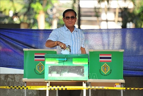 Thủ tướng Nguyễn Xuân Phúc gửi điện mừng đến Thủ tướng Vương quốc Thái Lan