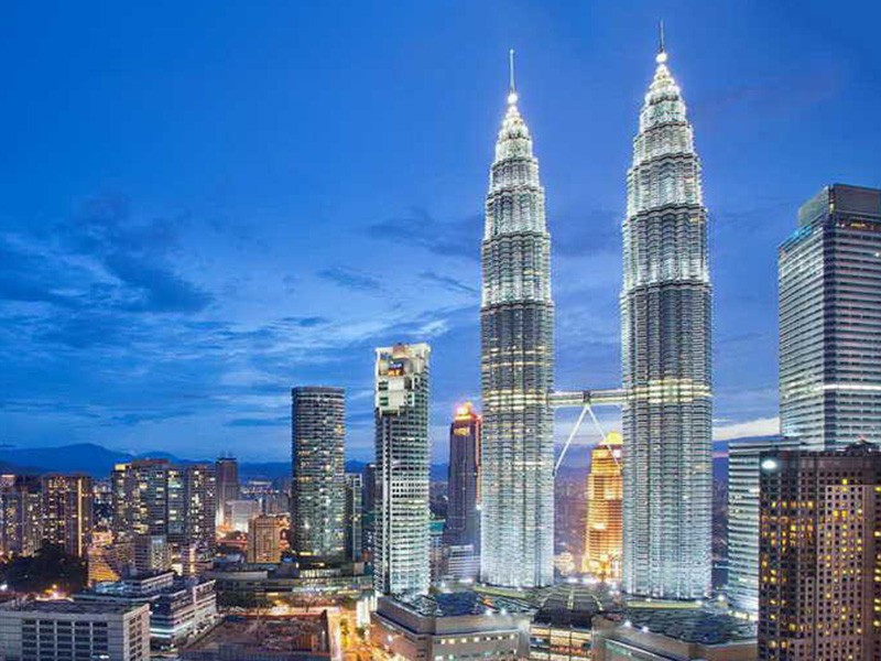 Công dân Việt Nam bị mắc kẹt tại Malaysia đã được Đại sứ quán Việt Nam hỗ trợ