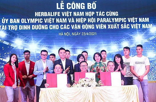 Tài trợ sản phẩm dinh dưỡng cho các vận động viên Việt Nam xuất sắc