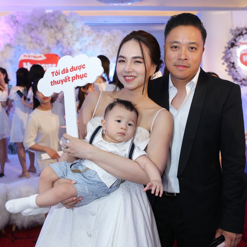 Huggies ra mắt dòng tã siêu cao cấp Huggies Platinum