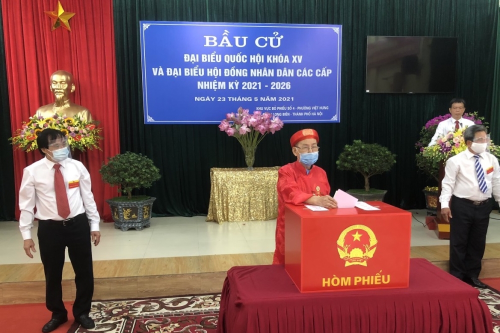 Công bố danh sách 35 người trúng cử đại biểu Hội đồng nhân dân quận Long Biên khóa IV