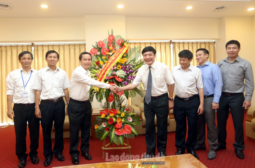 bao chi luon san sang sat canh cung to chuc cong doan viet nam