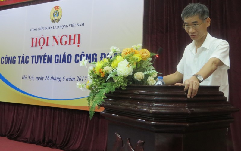 doi moi cong tac tuyen truyen vi loi ich doan vien cong doan