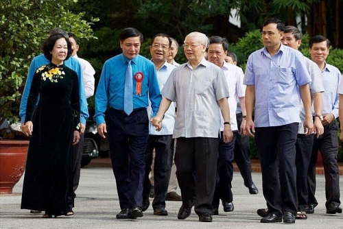 Tổng Bí thư, Chủ tịch nước Nguyễn Phú Trọng gặp mặt 100 cán bộ công đoàn tiêu biểu