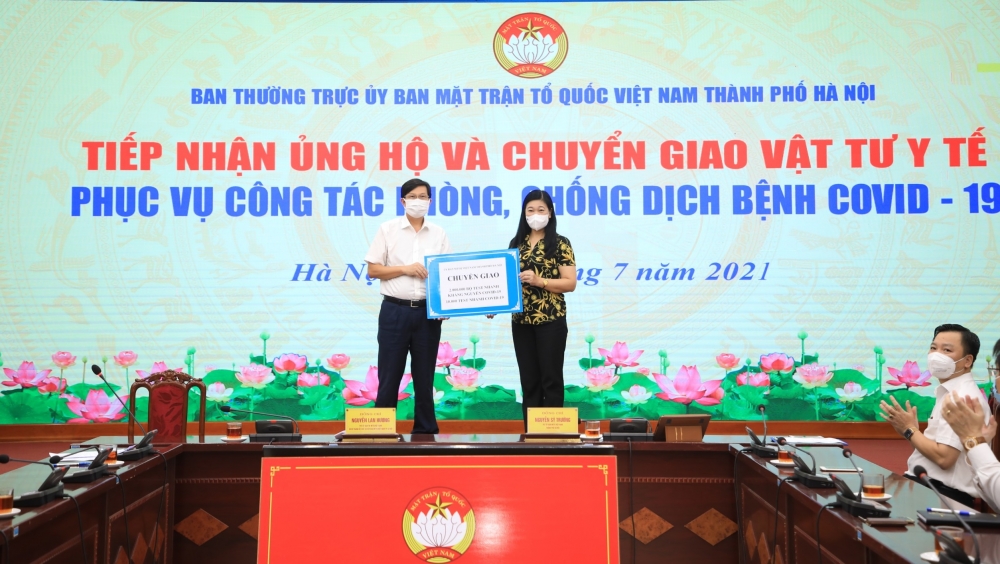 Hà Nội tiếp nhận hơn 1,6 tỷ đồng ủng hộ công tác phòng, chống dịch Covid-19