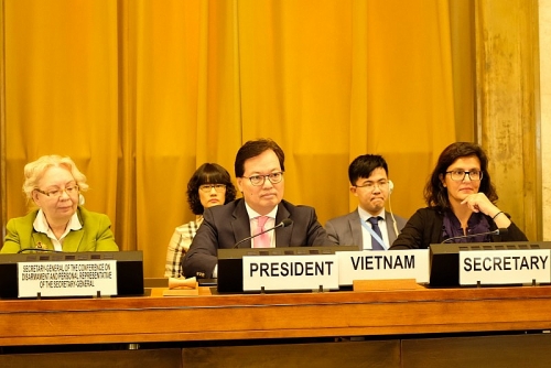 Hội nghị Giải trừ quân bị họp phiên bế mạc nhiệm kỳ Chủ tịch của Việt Nam