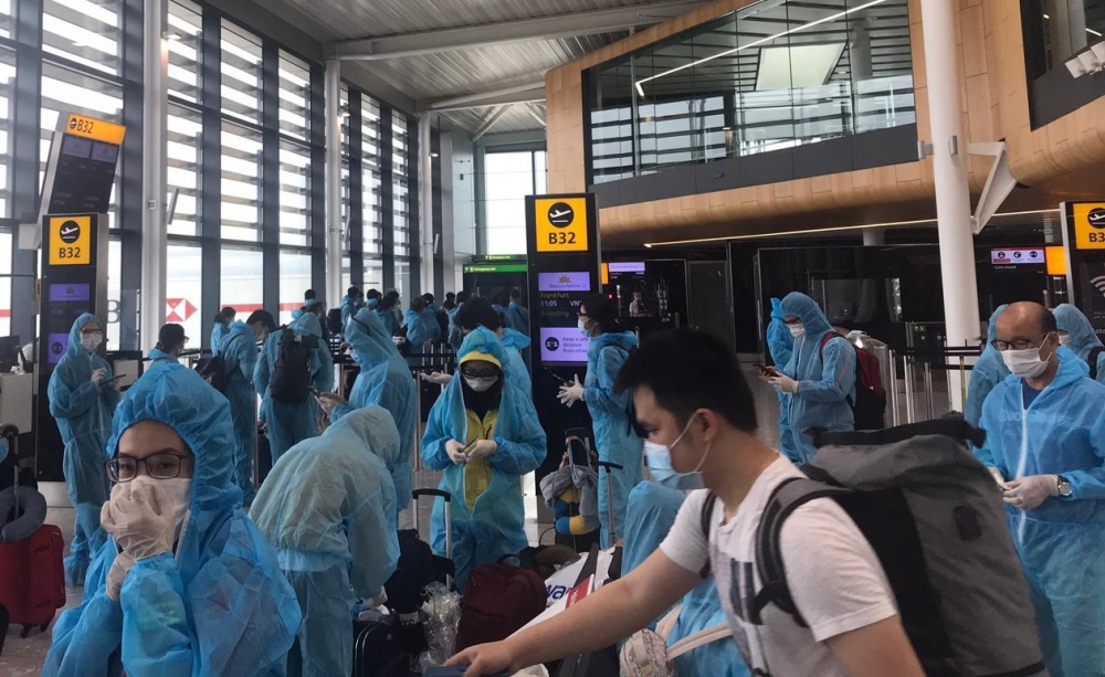 Việt Nam tiếp tục thực hiện các chuyến bay đón công dân về nước