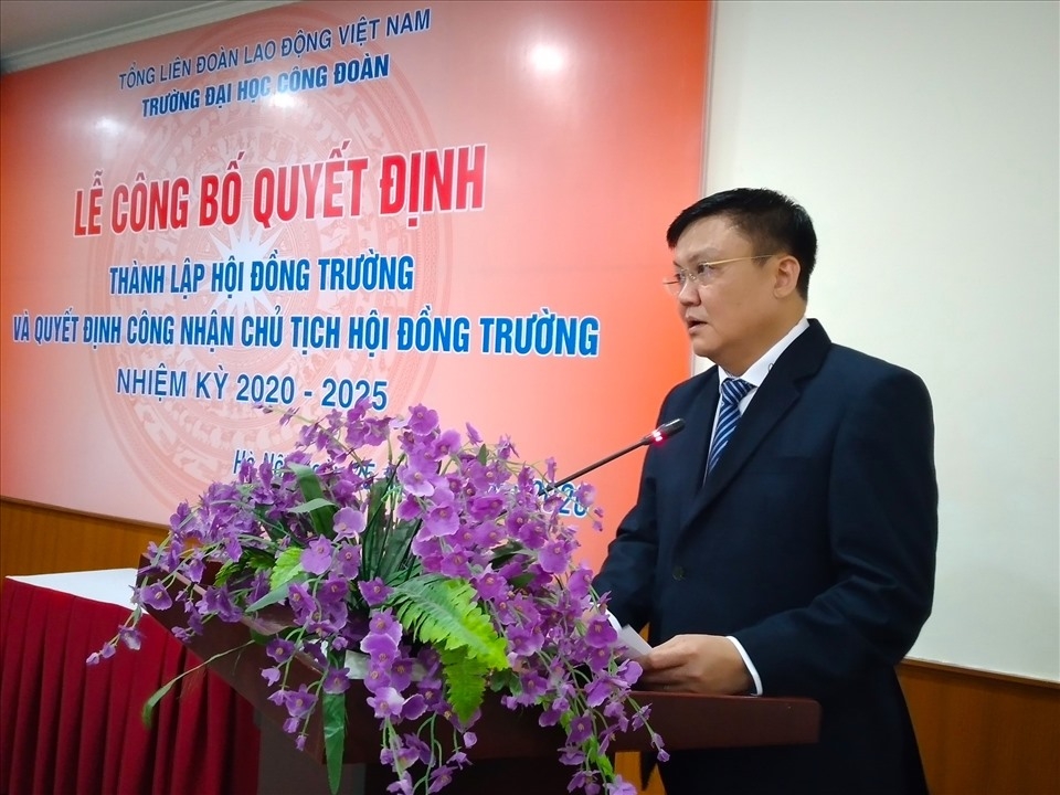 Điều động đồng chí Lê Cao Thắng giữ chức Chủ tịch Hội đồng Trường Đại học Công đoàn