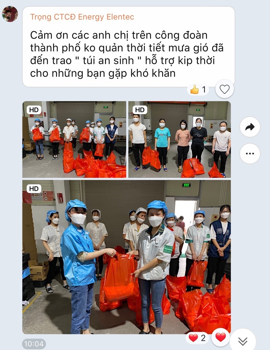 “Xe buýt siêu thị 0 đồng” vượt mưa chuyển quà hỗ trợ người lao động Khu Công nghiệp và Chế xuất Hà Nội