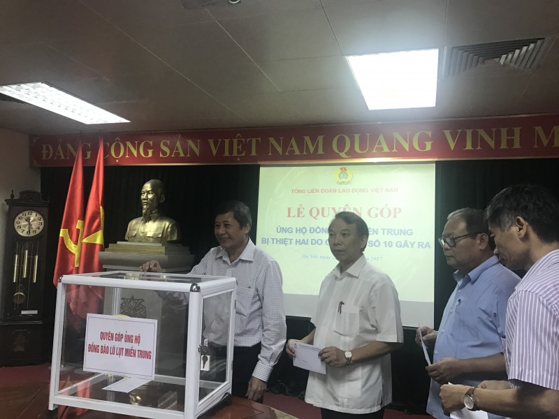 Tổng Liên đoàn Lao động Việt Nam phát động quyên góp ủng hộ đồng bào miền Trung