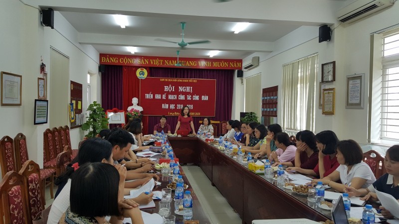 LĐLĐ quận Long Biên: Triển khai công tác công đoàn khối trường học