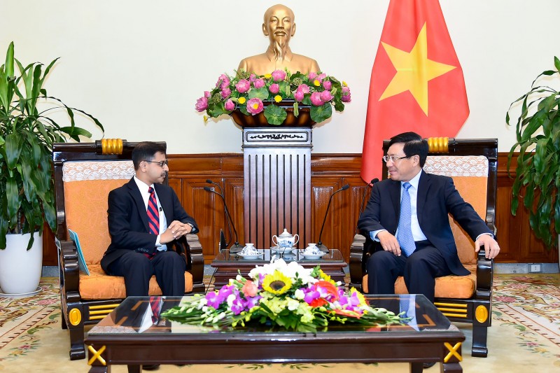 Phó Thủ tướng Phạm Bình Minh tiếp Đại sứ Ấn Độ tại Việt Nam